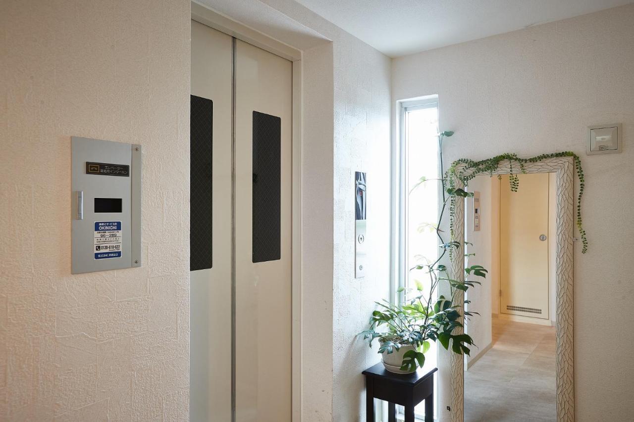 New Normal Hotel In Nago ニューノーマルホテルイン名護 Esterno foto