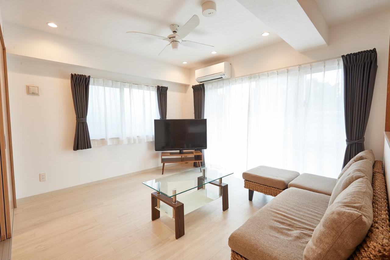 New Normal Hotel In Nago ニューノーマルホテルイン名護 Esterno foto